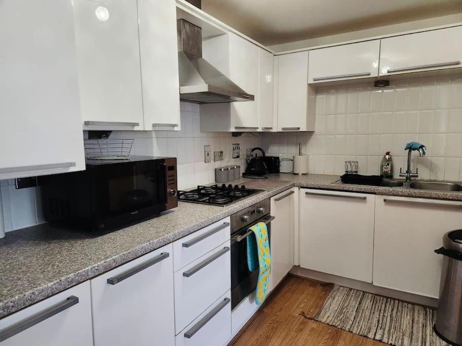 Rgm Hatfield 2 Bedroom Apartment Esterno foto