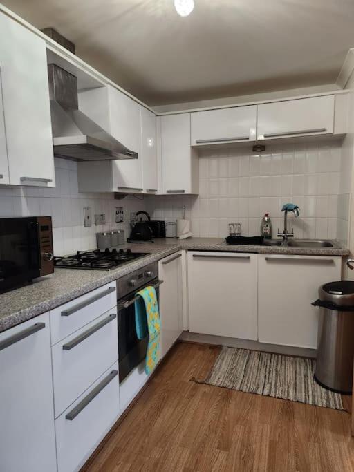 Rgm Hatfield 2 Bedroom Apartment Esterno foto